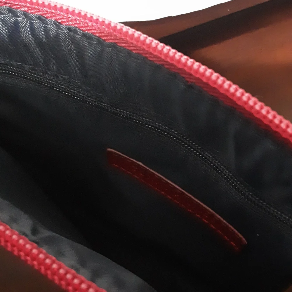 Tommy Hilfiger‎ Elegant Red Patterned Clutch